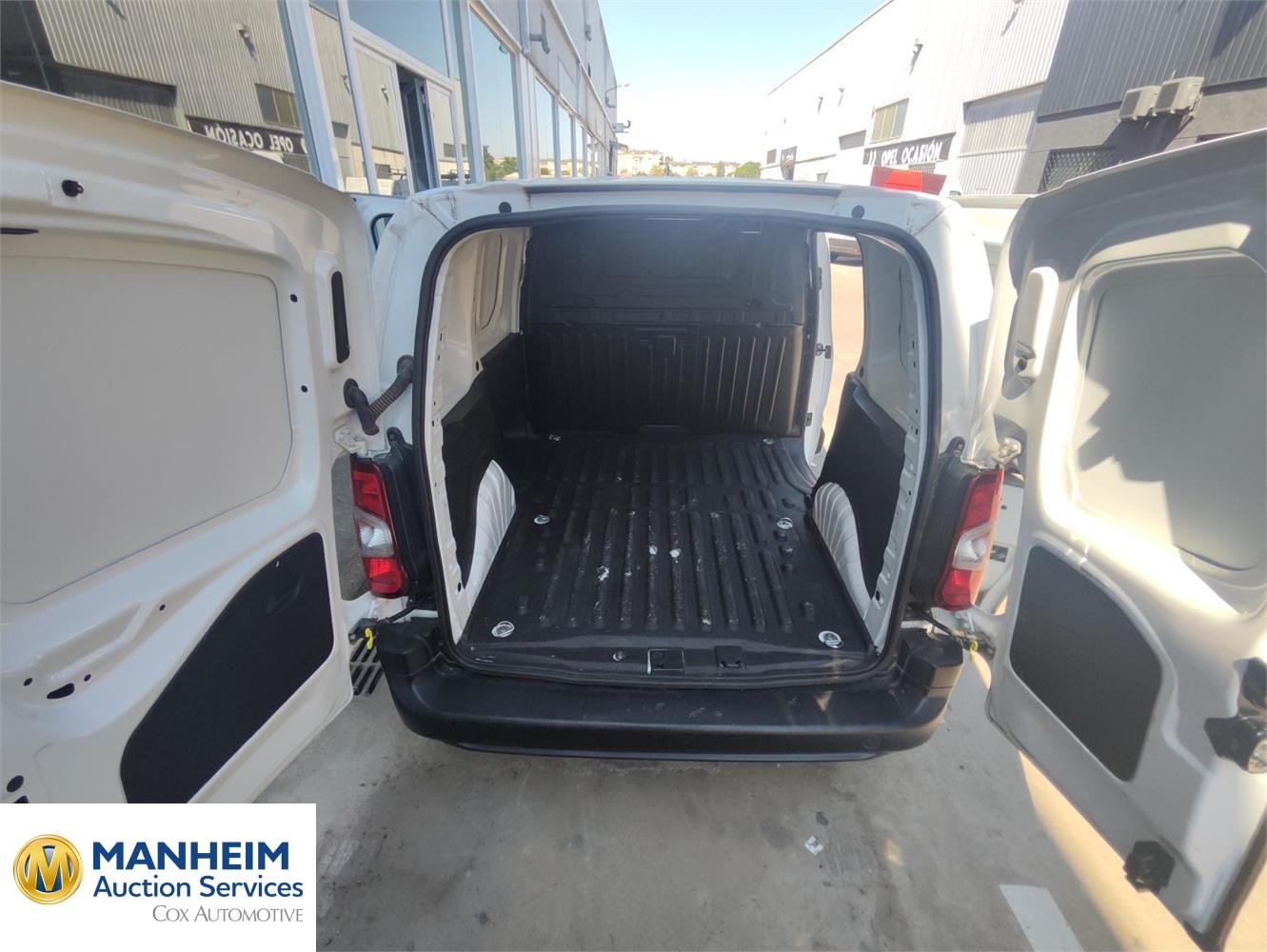 Foto Citroën BERLINGO III VAN 11