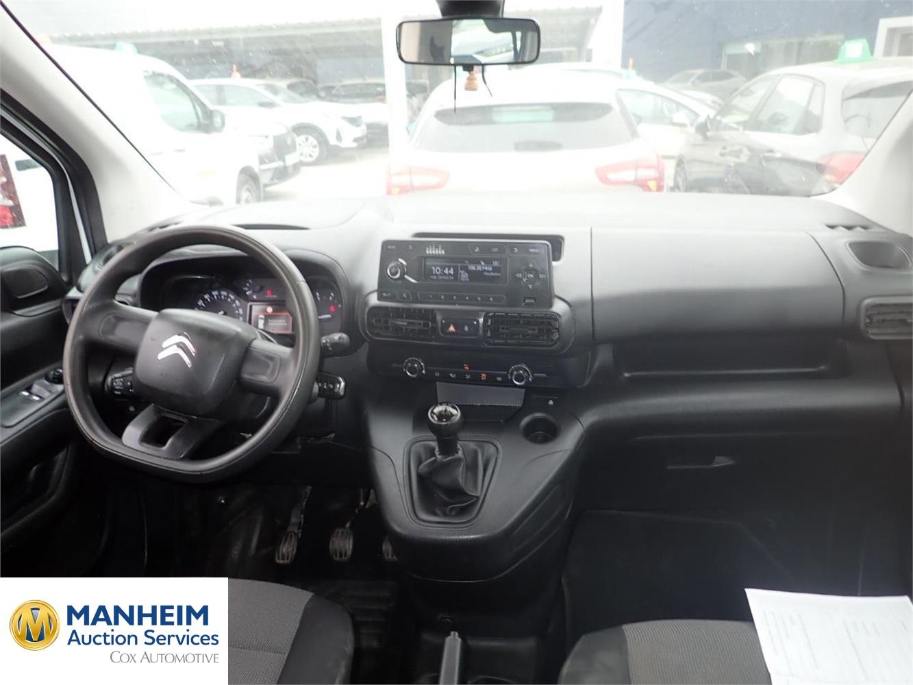 Foto Citroën BERLINGO III 15