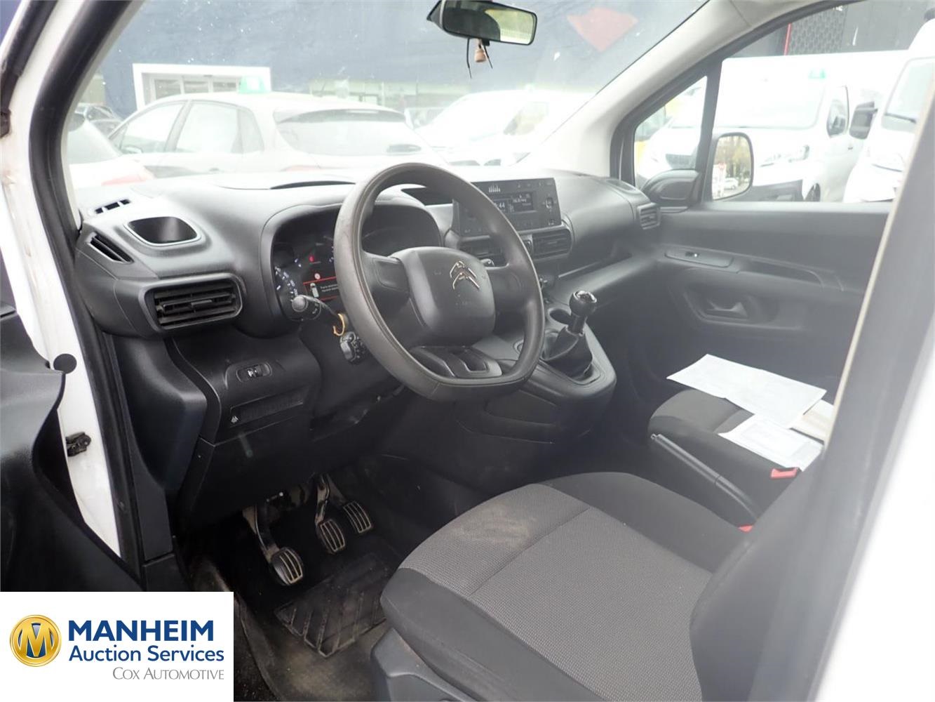 Foto Citroën BERLINGO III 18