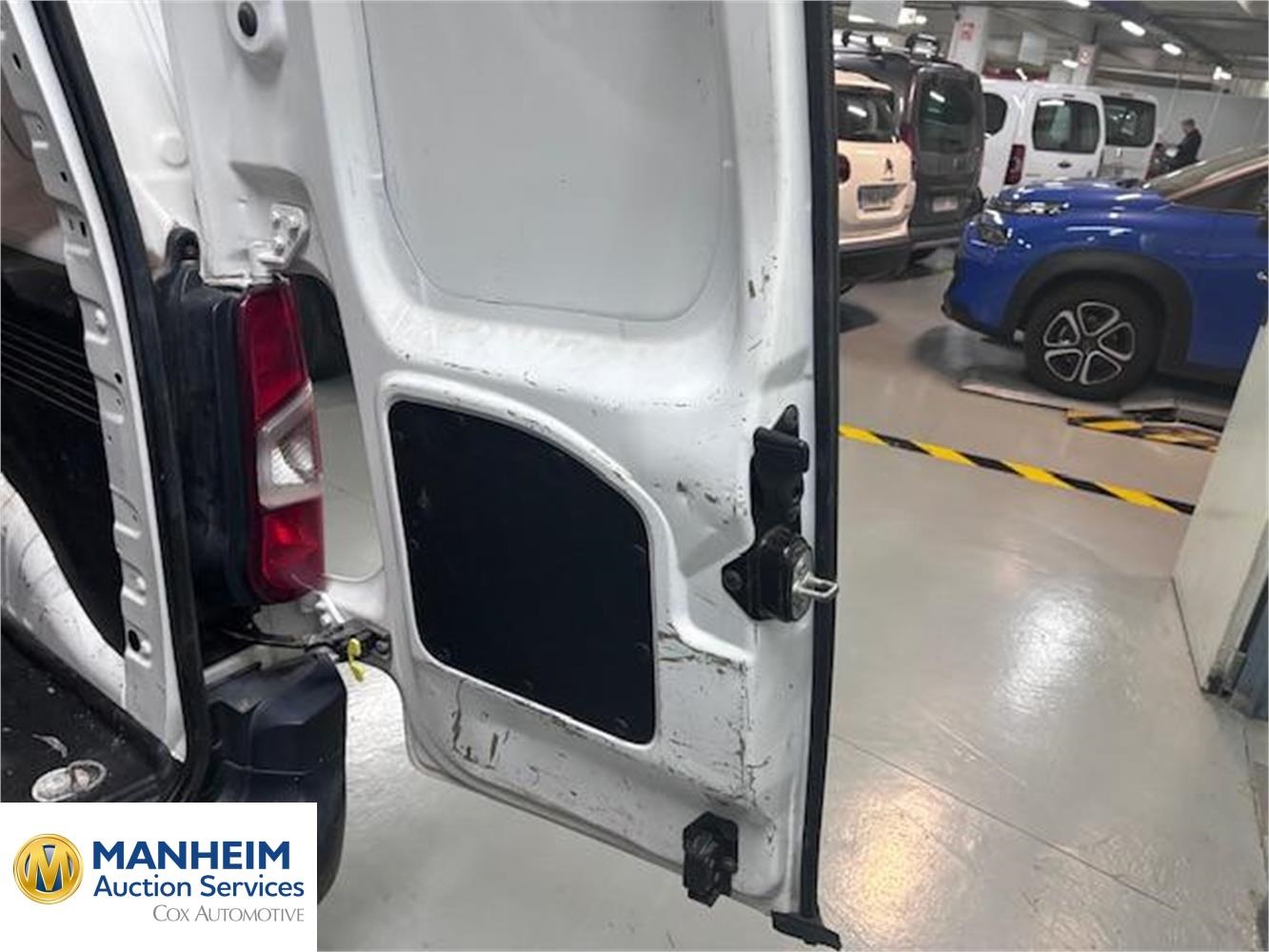 Foto Citroën BERLINGO III VAN 28