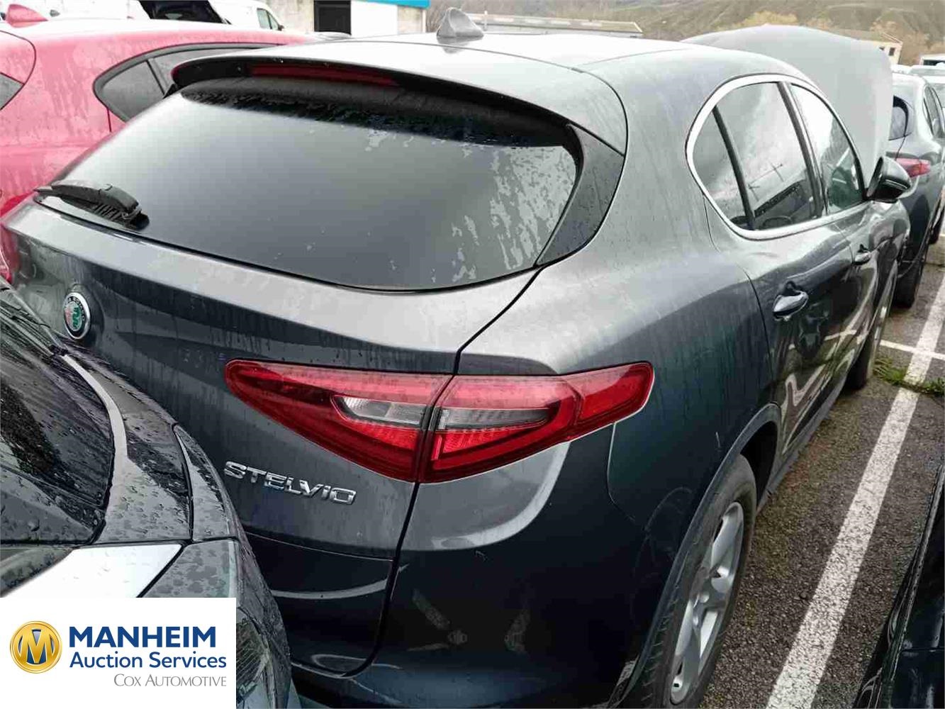 Foto Alfa Romeo Stelvio 12