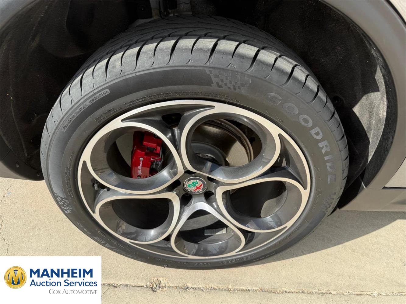 Foto Alfa Romeo Stelvio 30