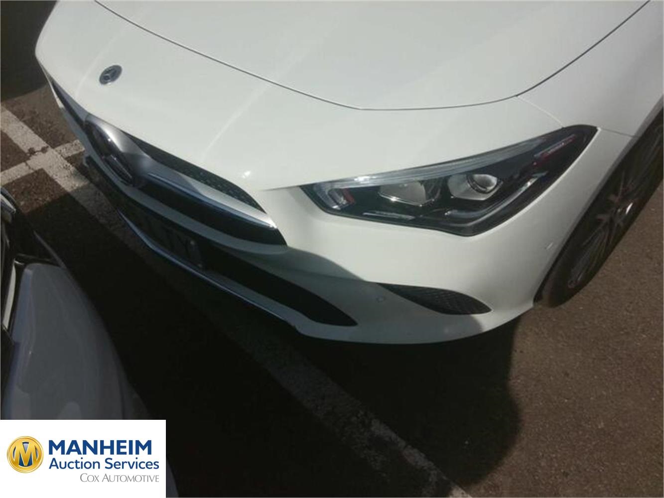Foto Mercedes Benz CLA 14