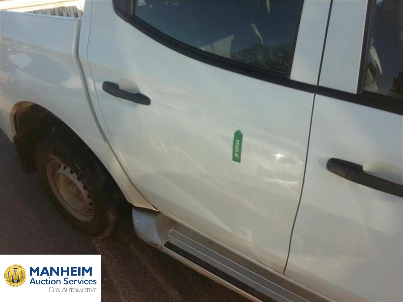 Foto Mitsubishi L200 60