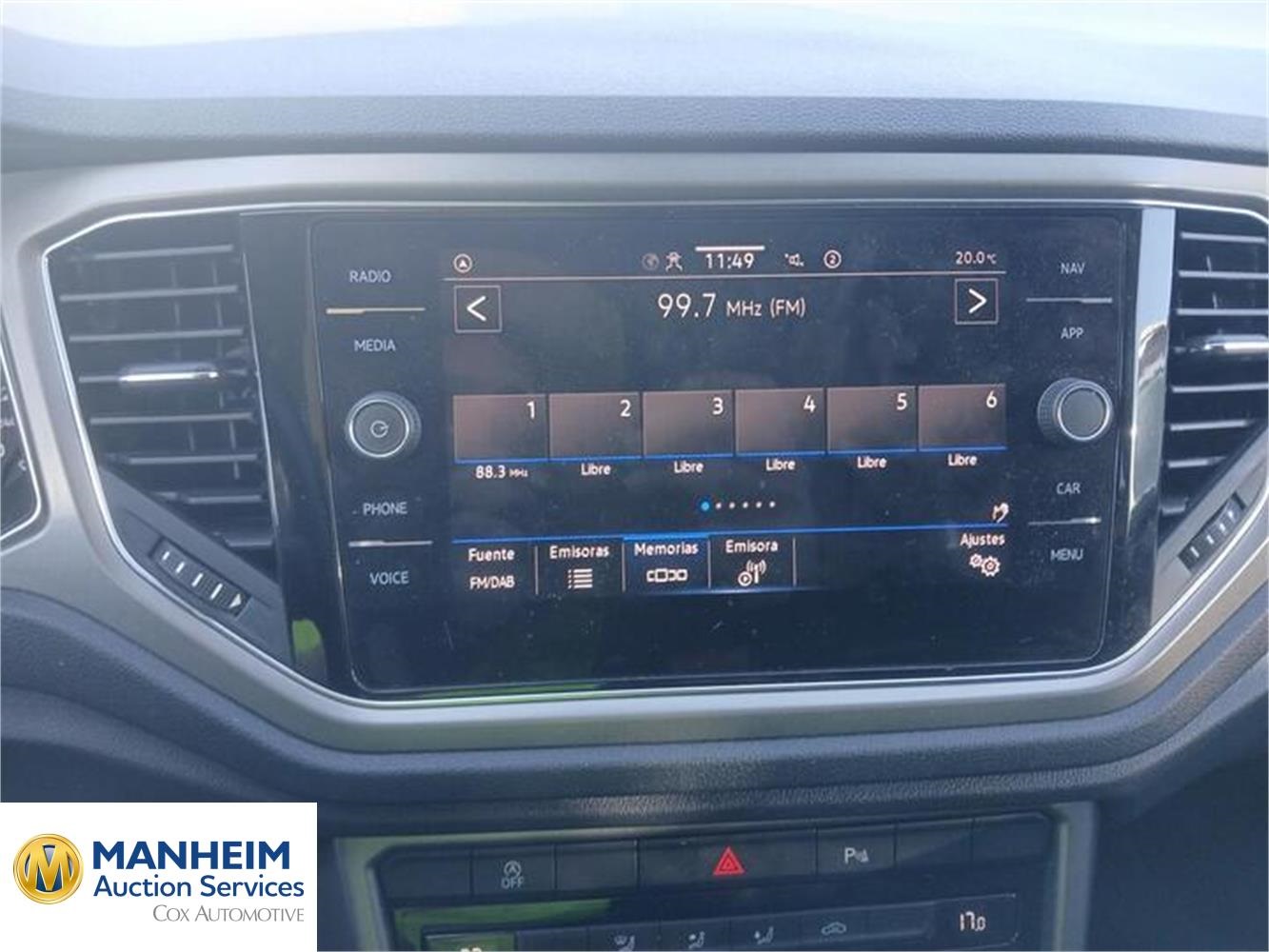 Foto Volkswagen T-Roc 29
