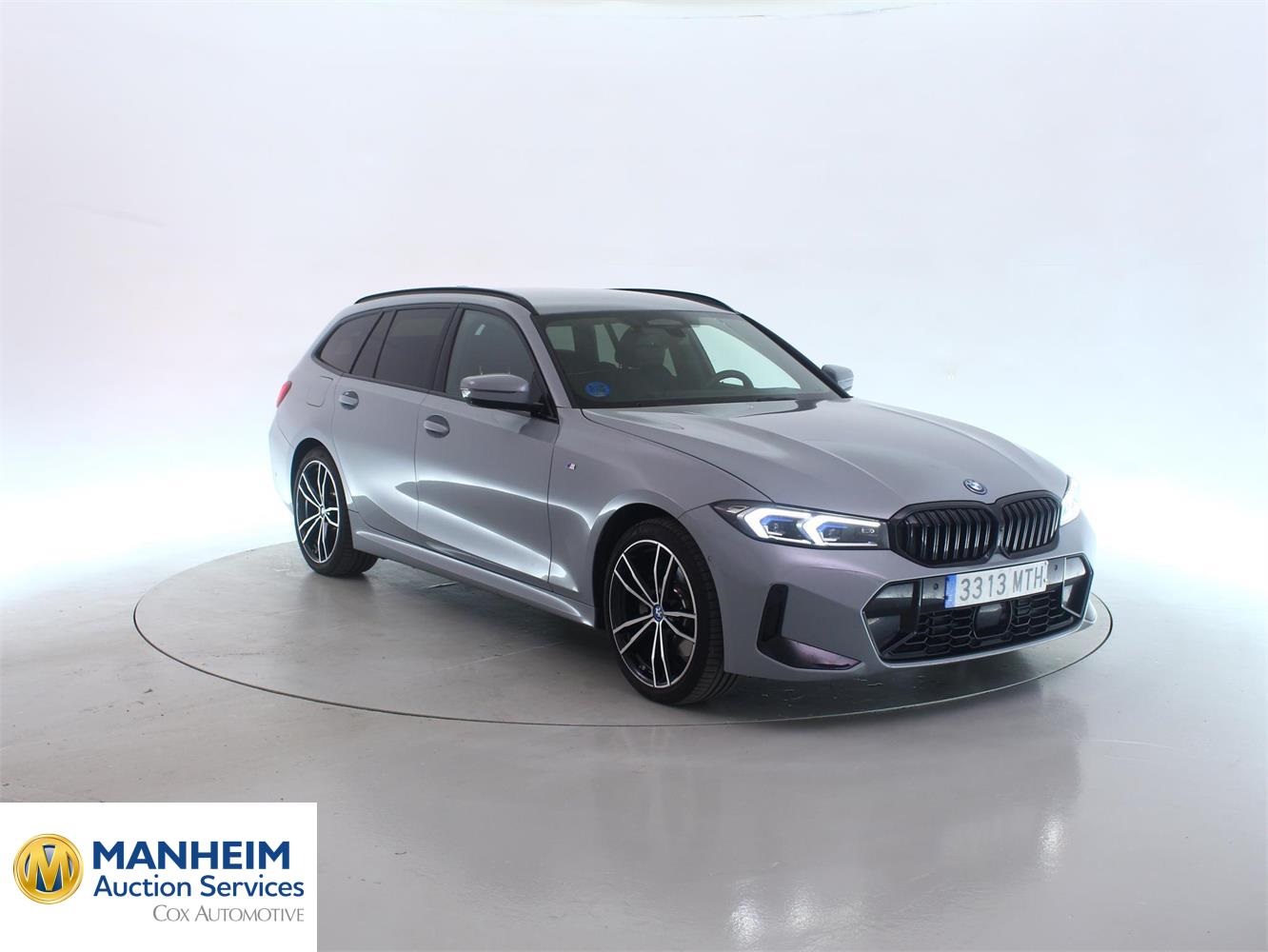 Foto BMW 330e xDrive Touring (G21) 4