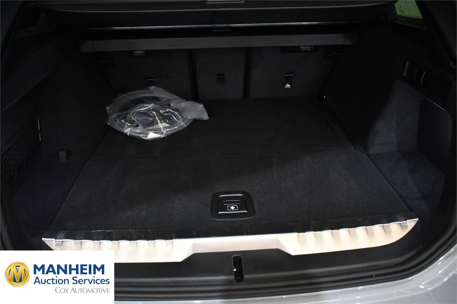 Foto BMW 330e xDrive Touring (G21) 12