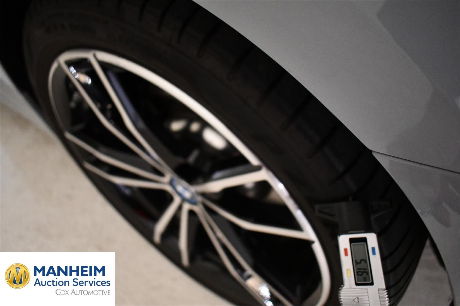 Foto BMW 330e xDrive Touring (G21) 22