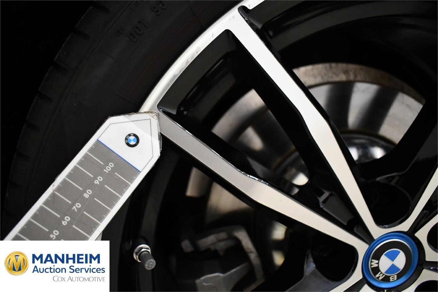 Foto BMW 330e xDrive Touring (G21) 48