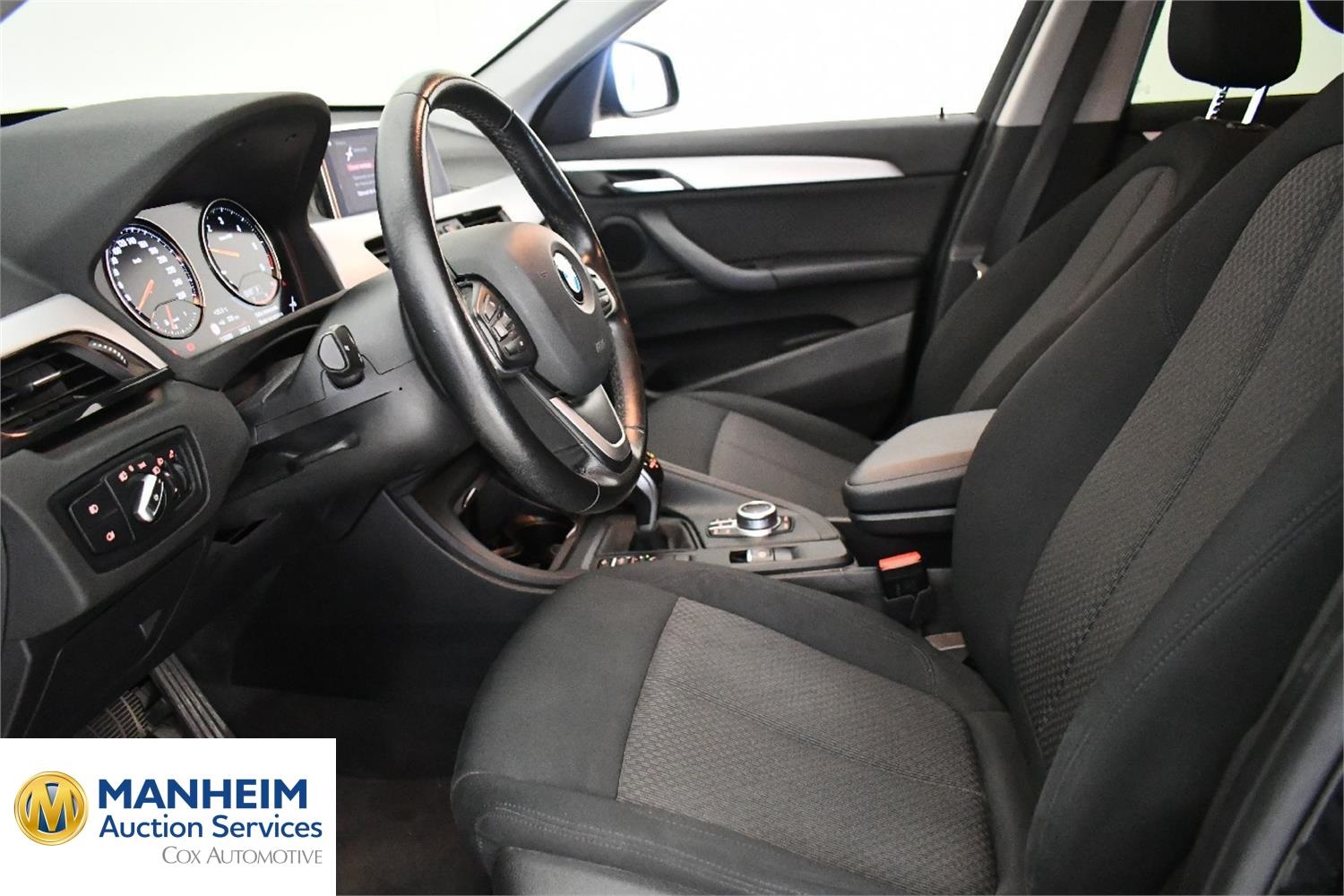 Foto BMW X1 sDrive18d Corporate (F48) 6