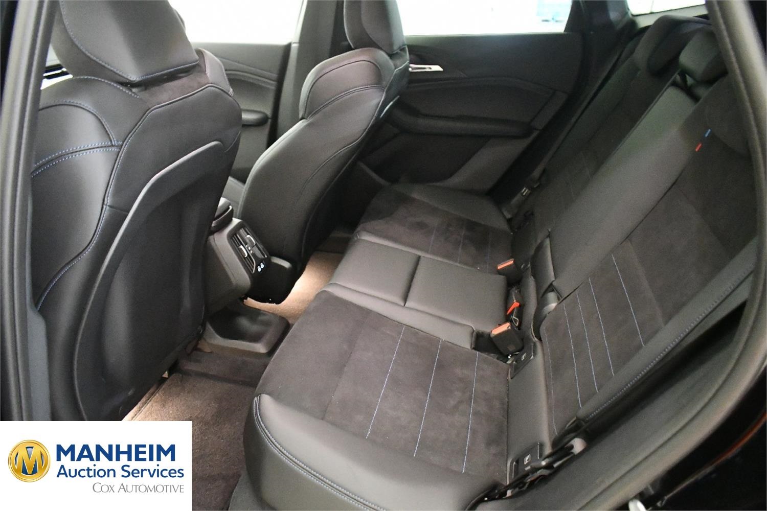 Foto BMW 225e xDrive Active Tourer (U06) 11