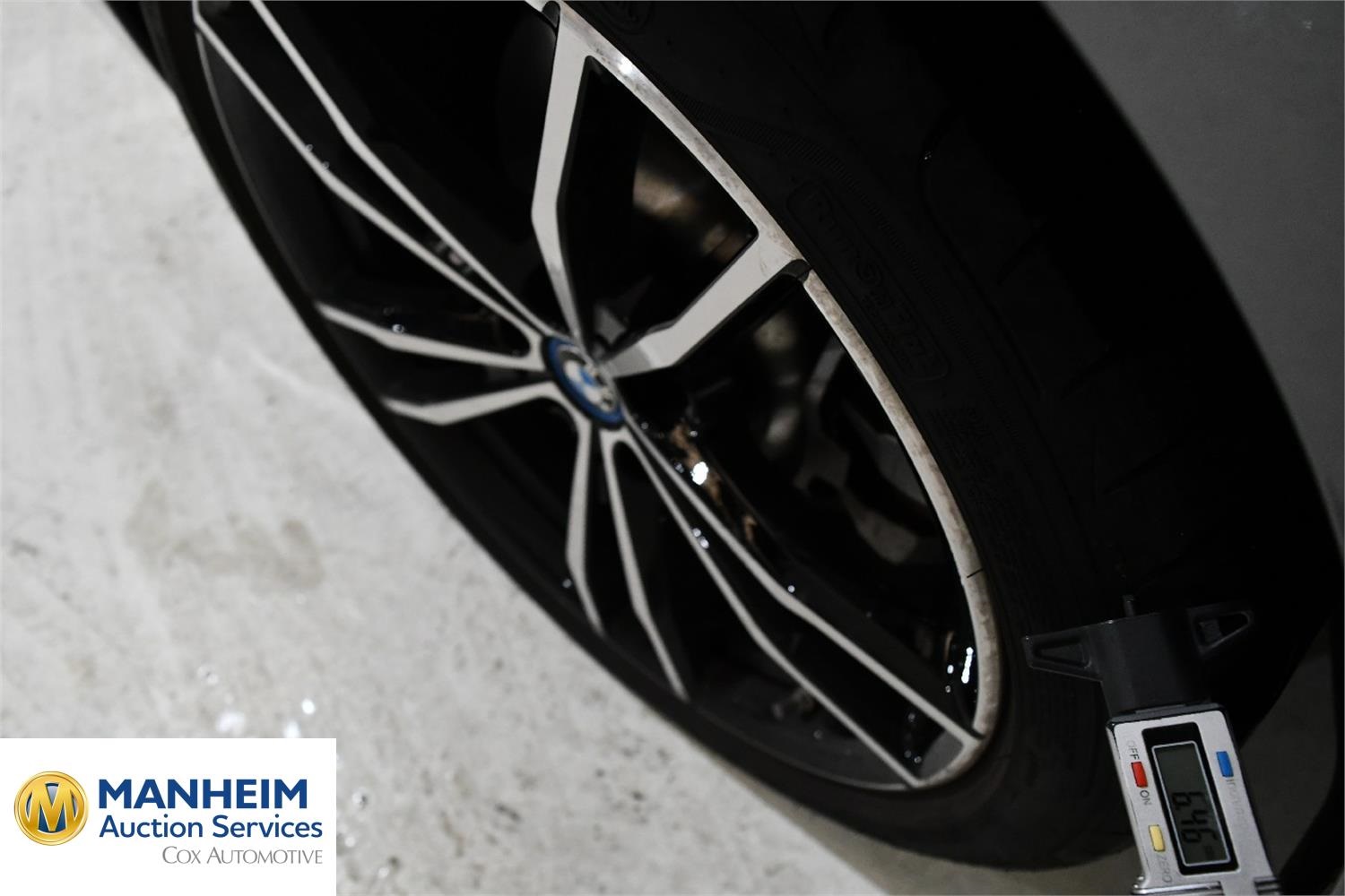 Foto BMW 330e xDrive Touring (G21) 23