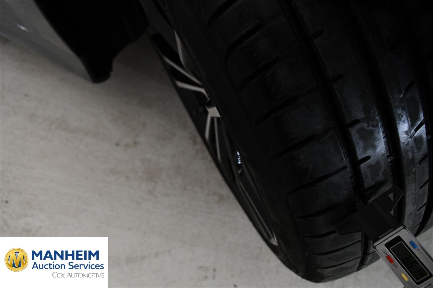 Foto BMW 330e xDrive Touring (G21) 24
