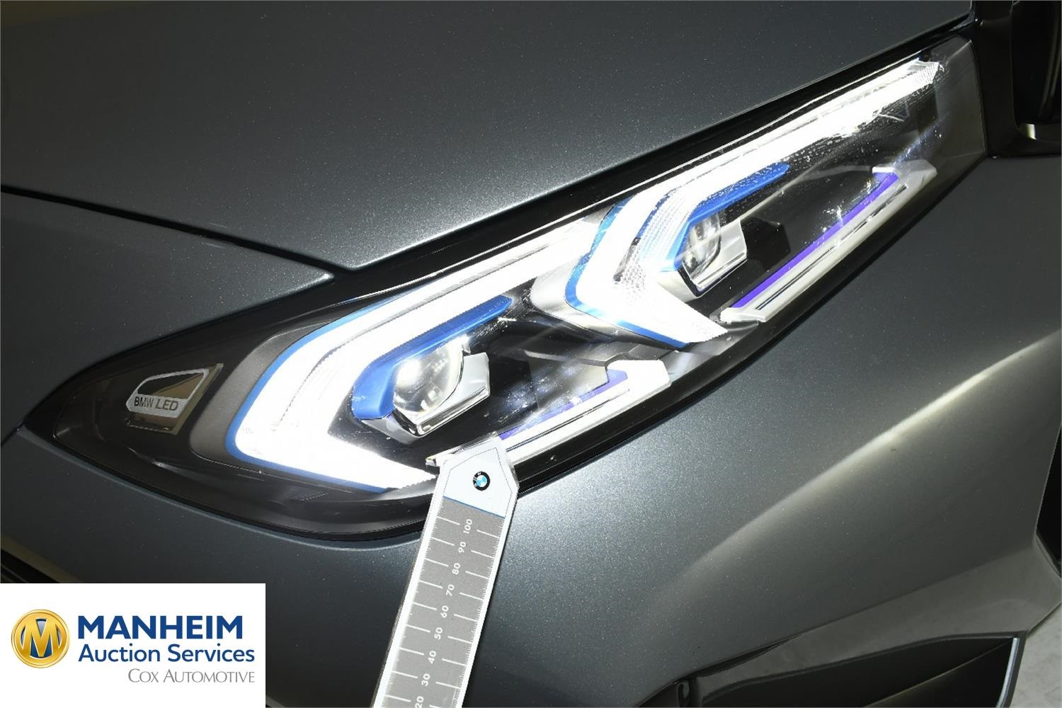 Foto BMW 330e xDrive Touring (G21) 43