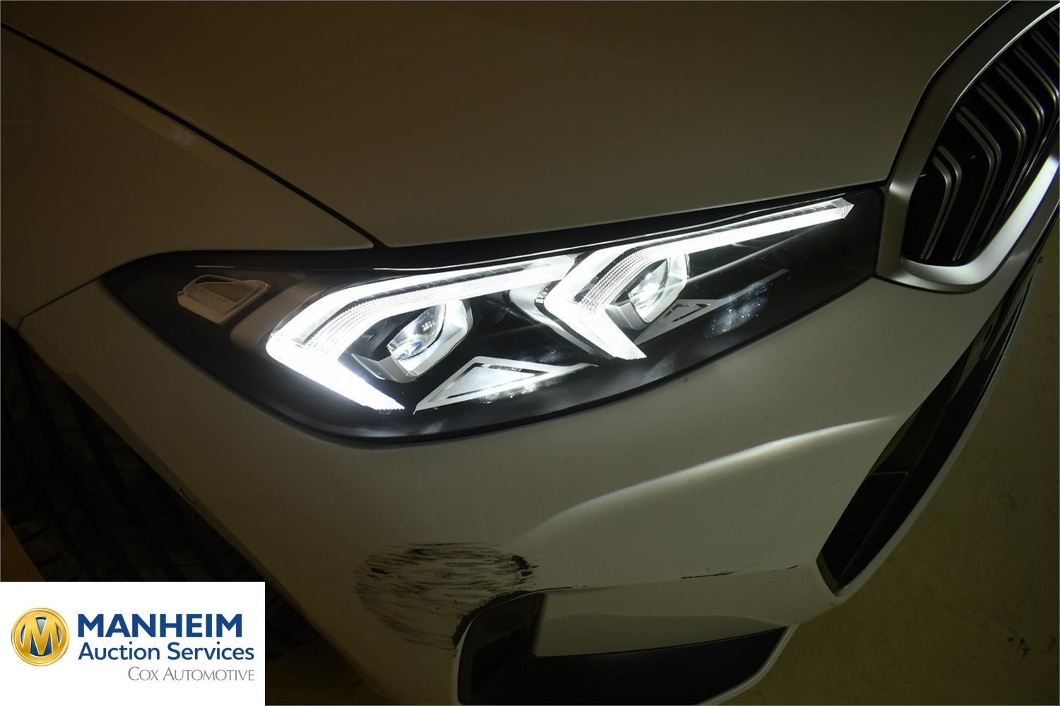 Foto BMW 320d xDrive Touring (G21) 15