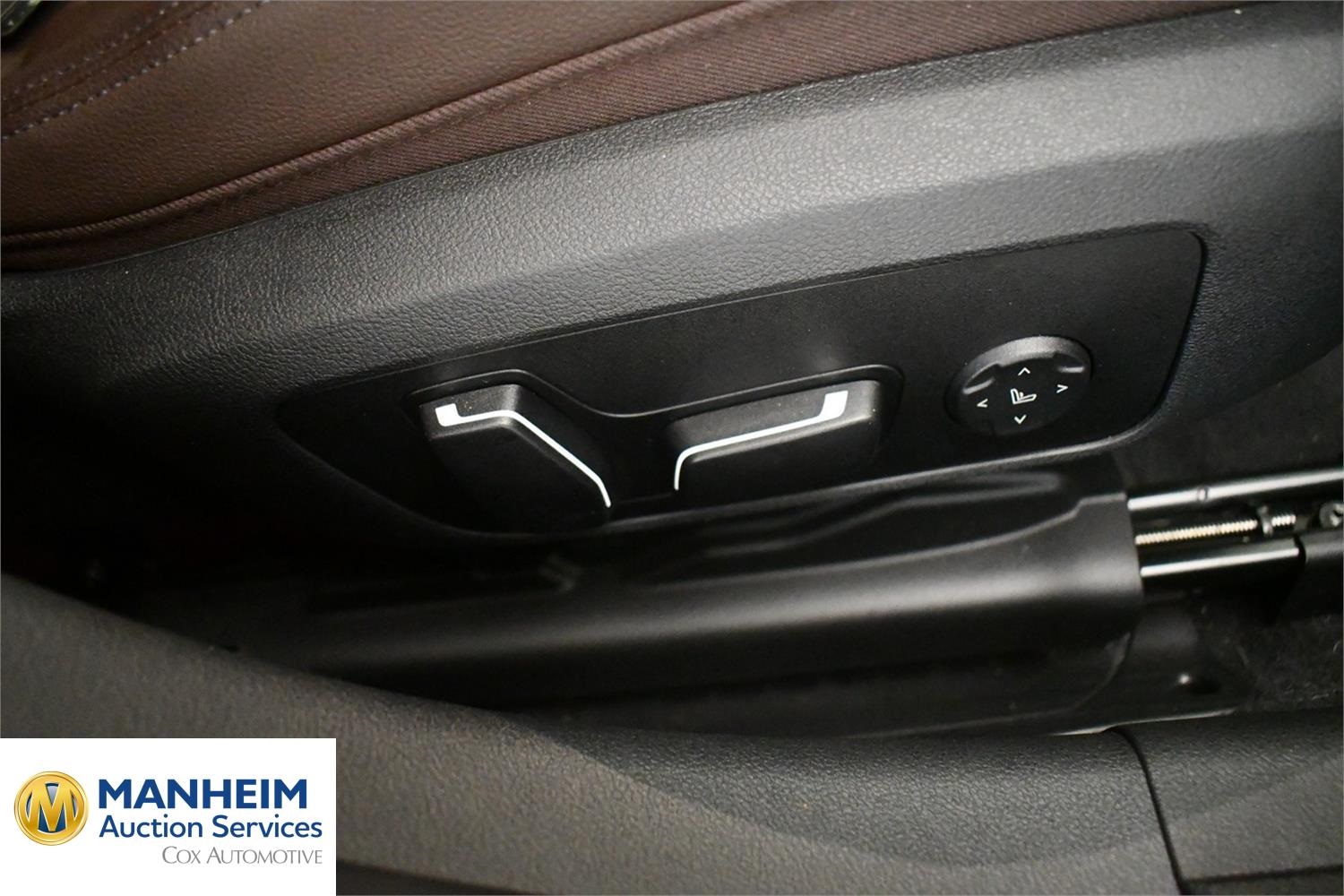 Foto BMW 320d xDrive Touring (G21) 18