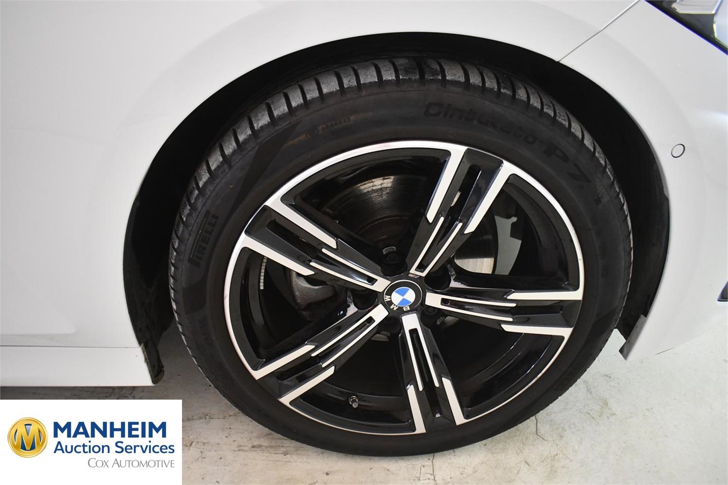 Foto BMW 320d xDrive Touring (G21) 33