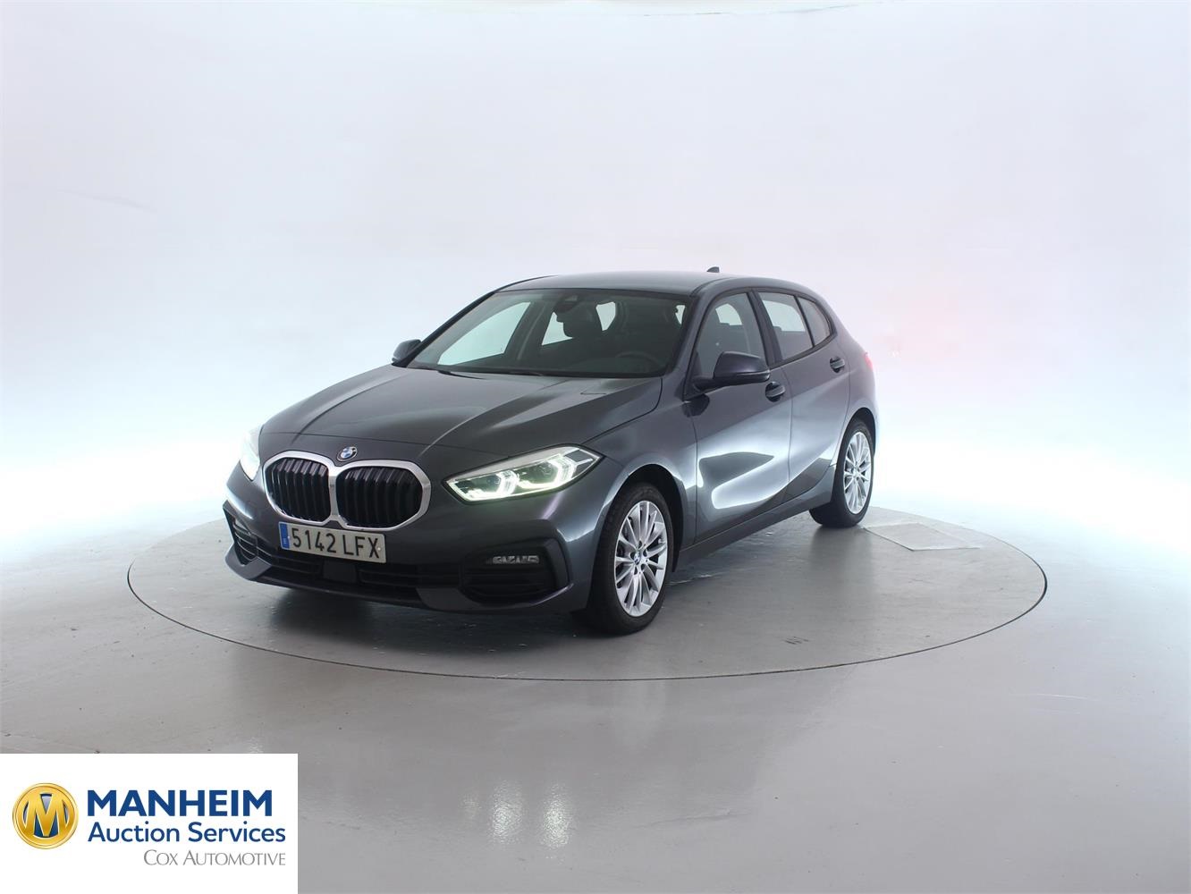 Foto BMW 116d (F40) 1