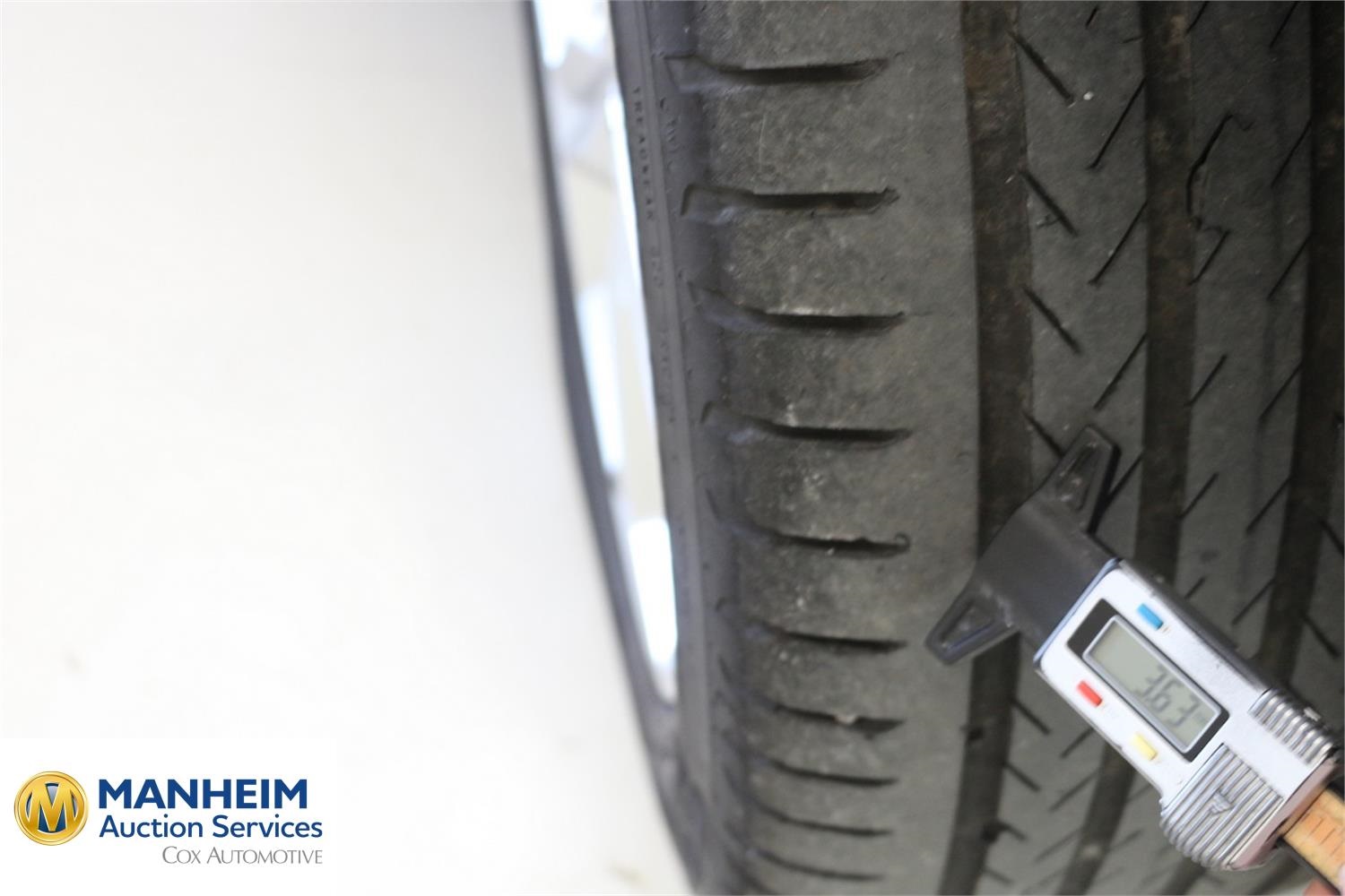 Foto BMW X1 xDrive20d (U11) 23