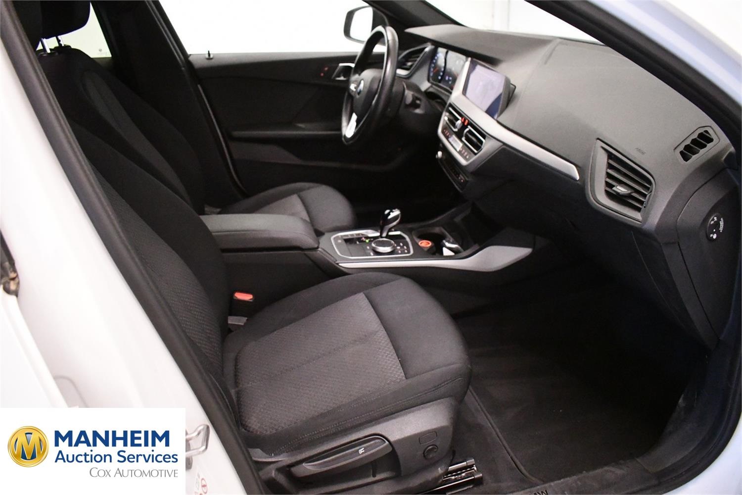 Foto BMW 116d (F40) 5