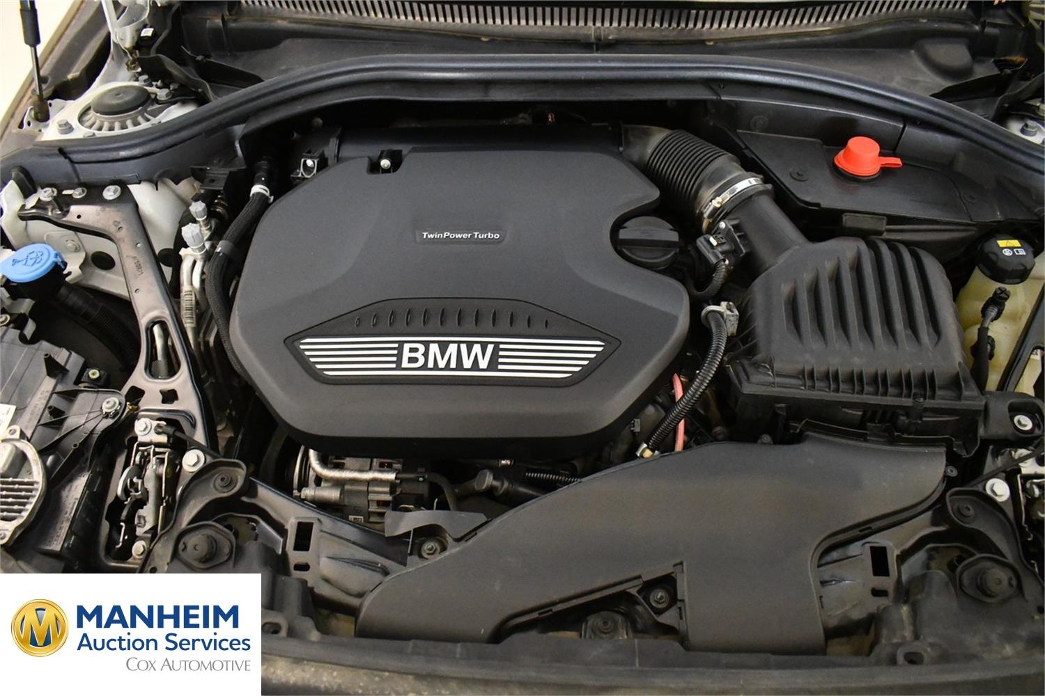 Foto BMW 116d (F40) 12