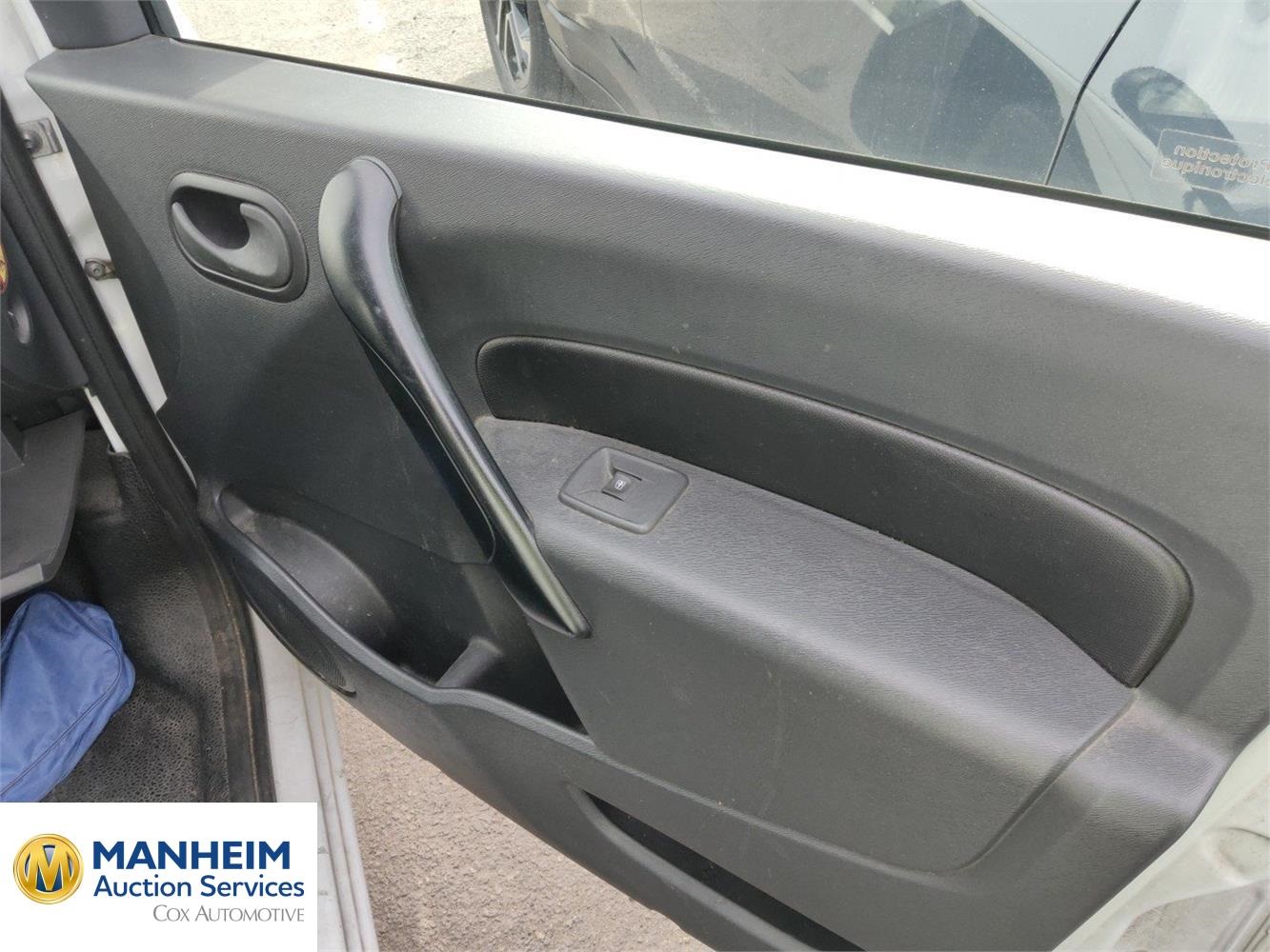 Foto Nissan KANGOO EXPRESS 52