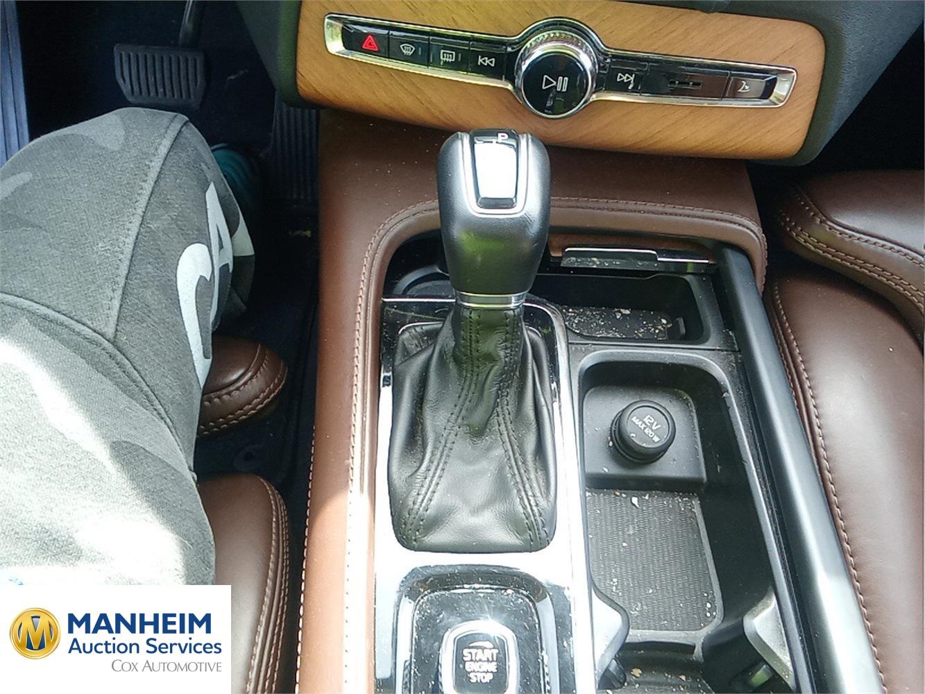 Foto Volvo XC90 11