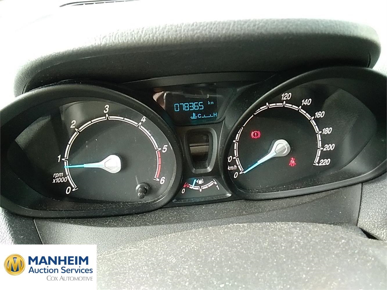 Foto Ford Transit  Courier 18