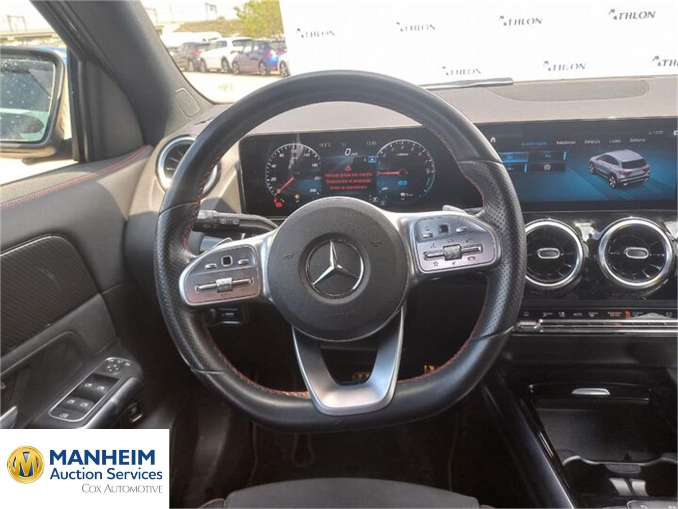Foto Mercedes Benz GLA 6