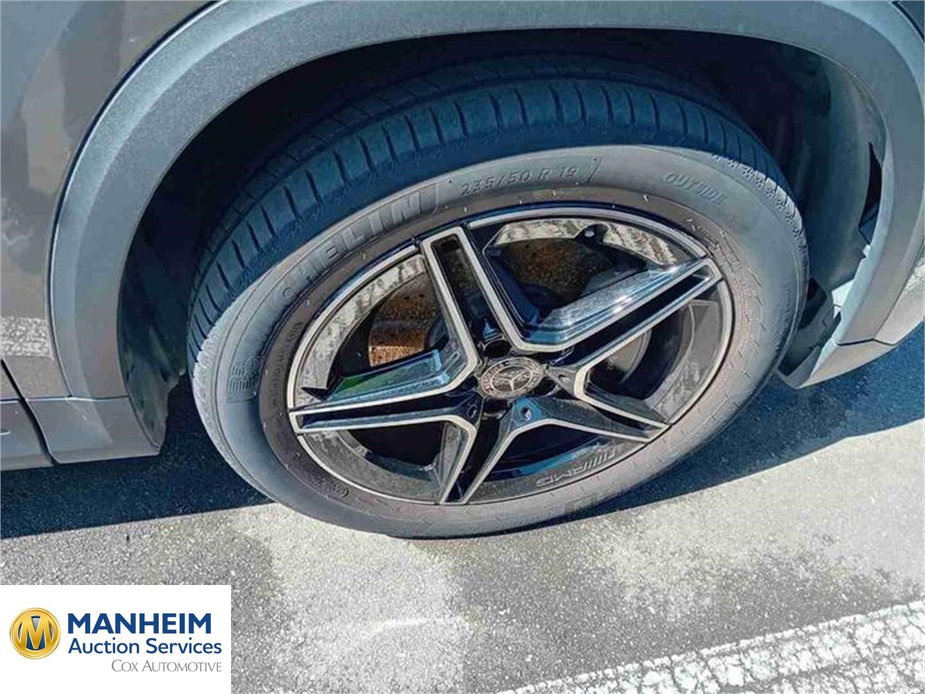 Foto Mercedes Benz GLA 13
