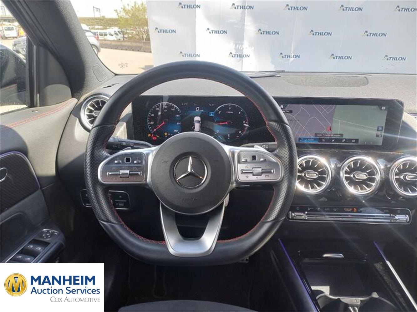 Foto Mercedes Benz GLA 7