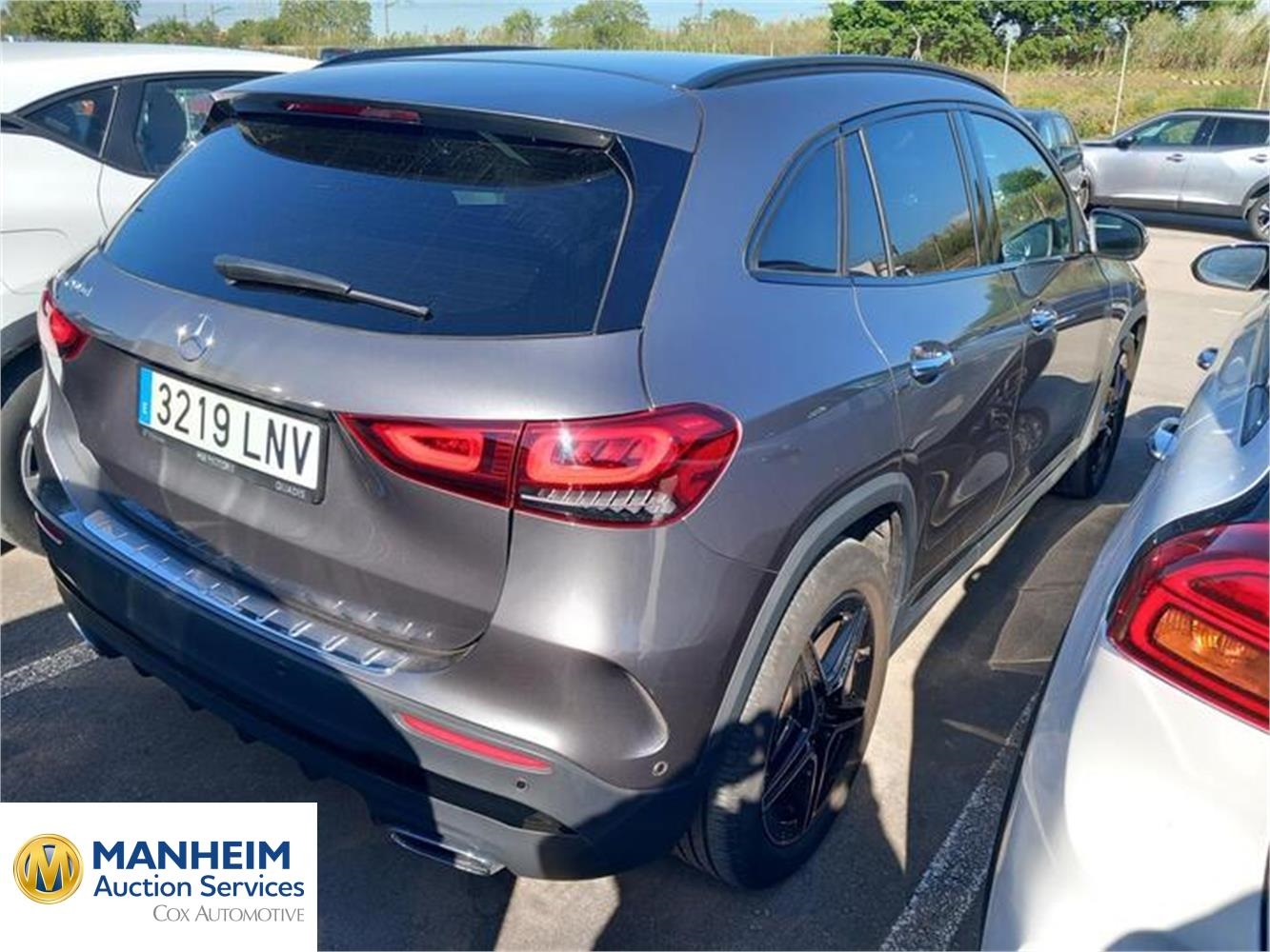 Foto Mercedes Benz GLA 8