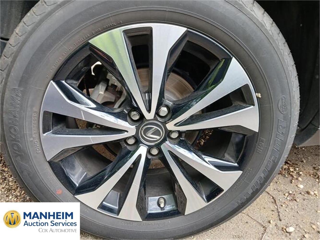 Foto Lexus NX 32