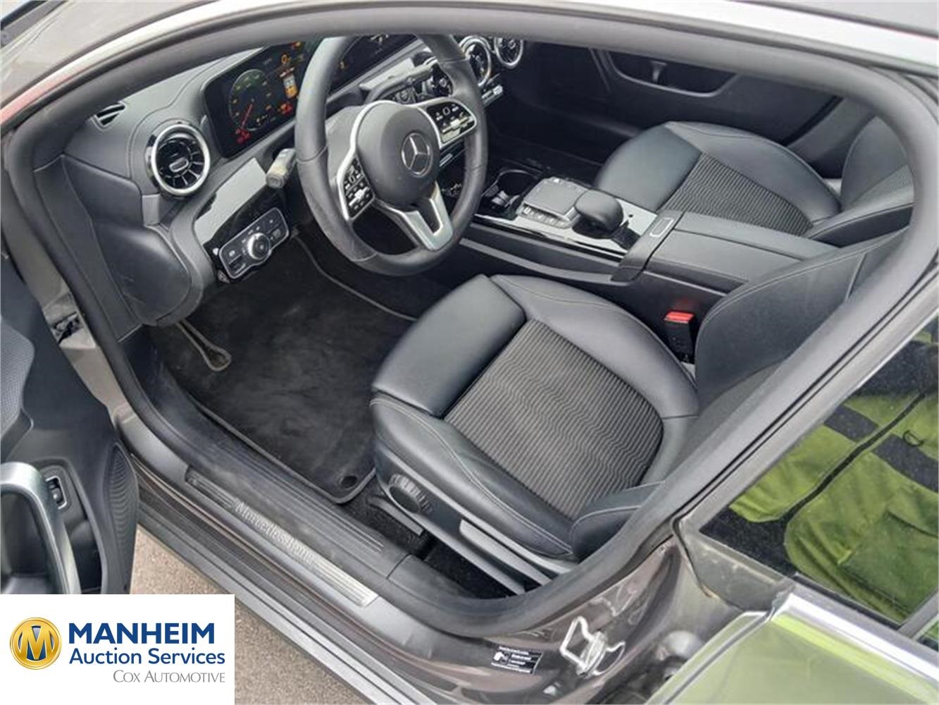 Foto Mercedes Benz CLA 45