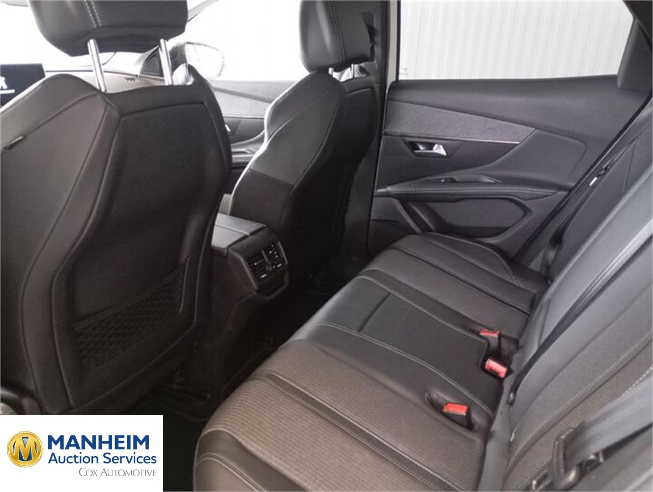 Foto Peugeot 3008 Hybrid 6