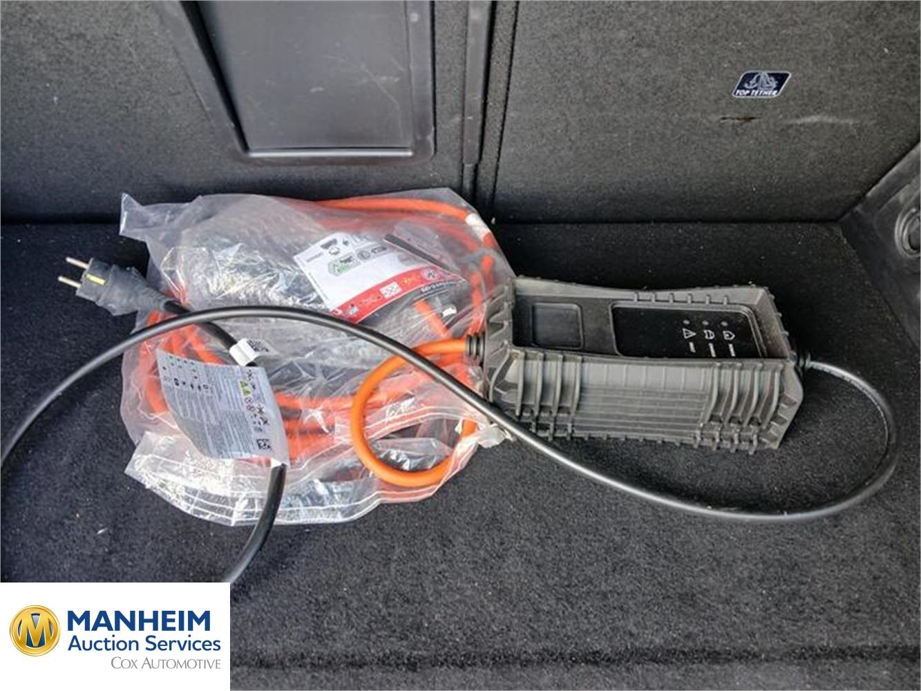 Foto Peugeot 3008 Hybrid 9