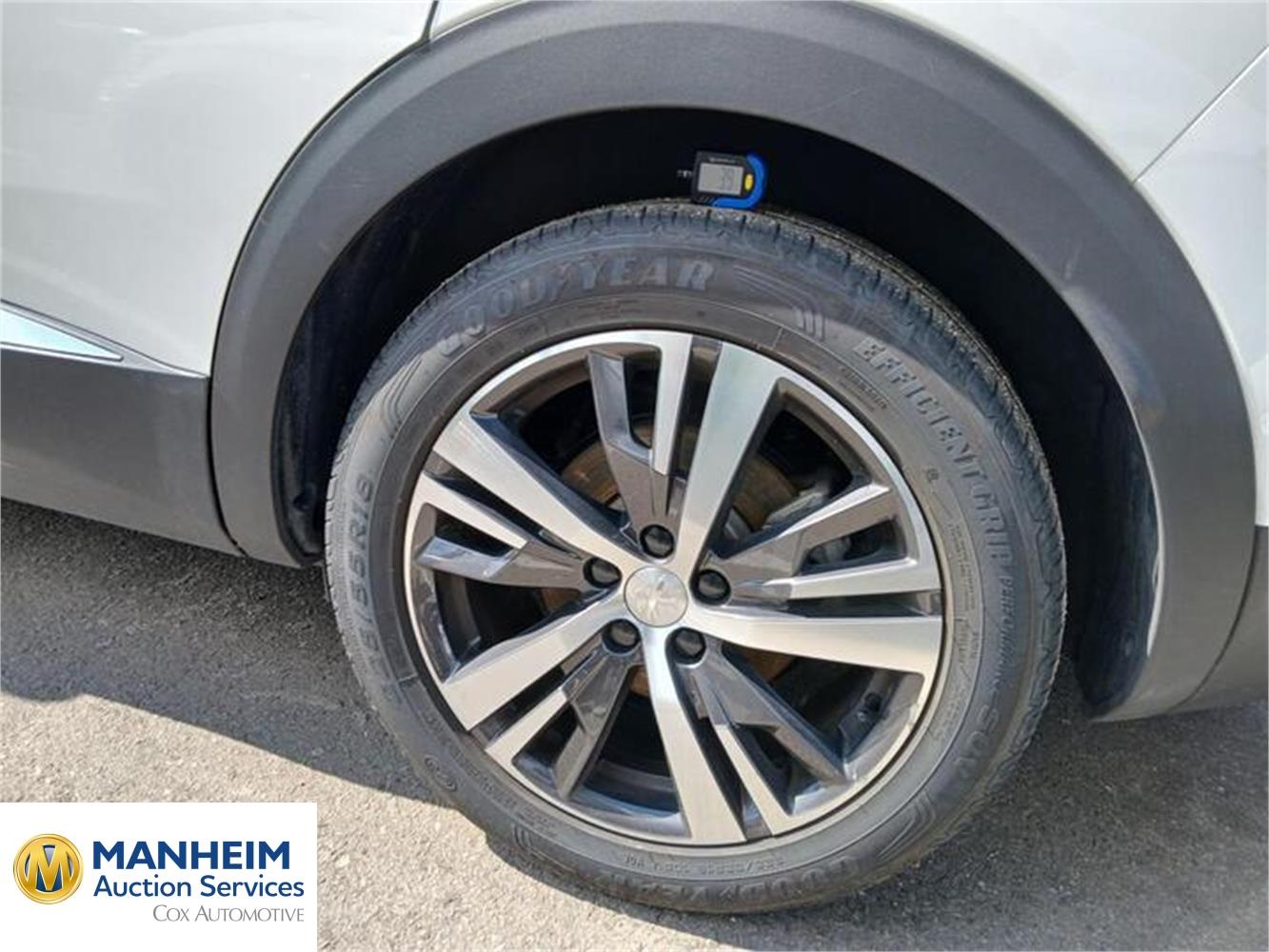 Foto Peugeot 3008 Hybrid 17