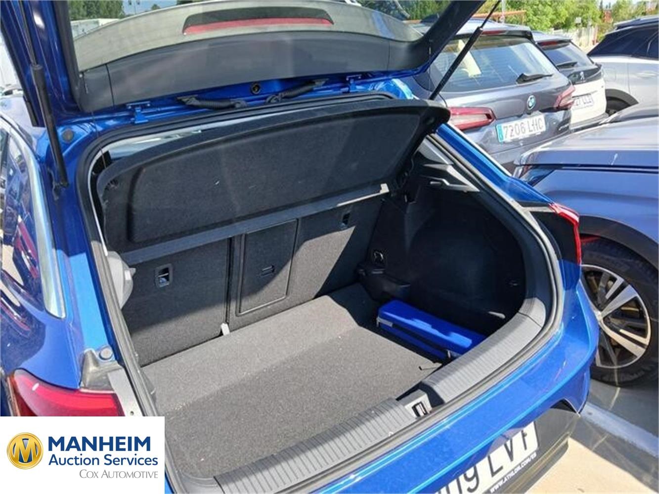 Foto Volkswagen T-Roc 23