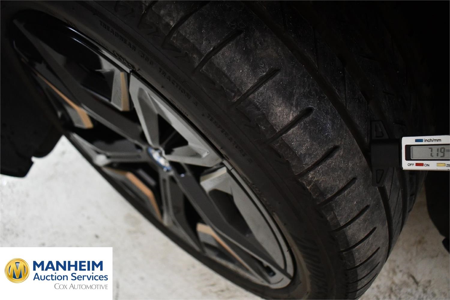 Foto BMW iX xDrive40 (I20) 20