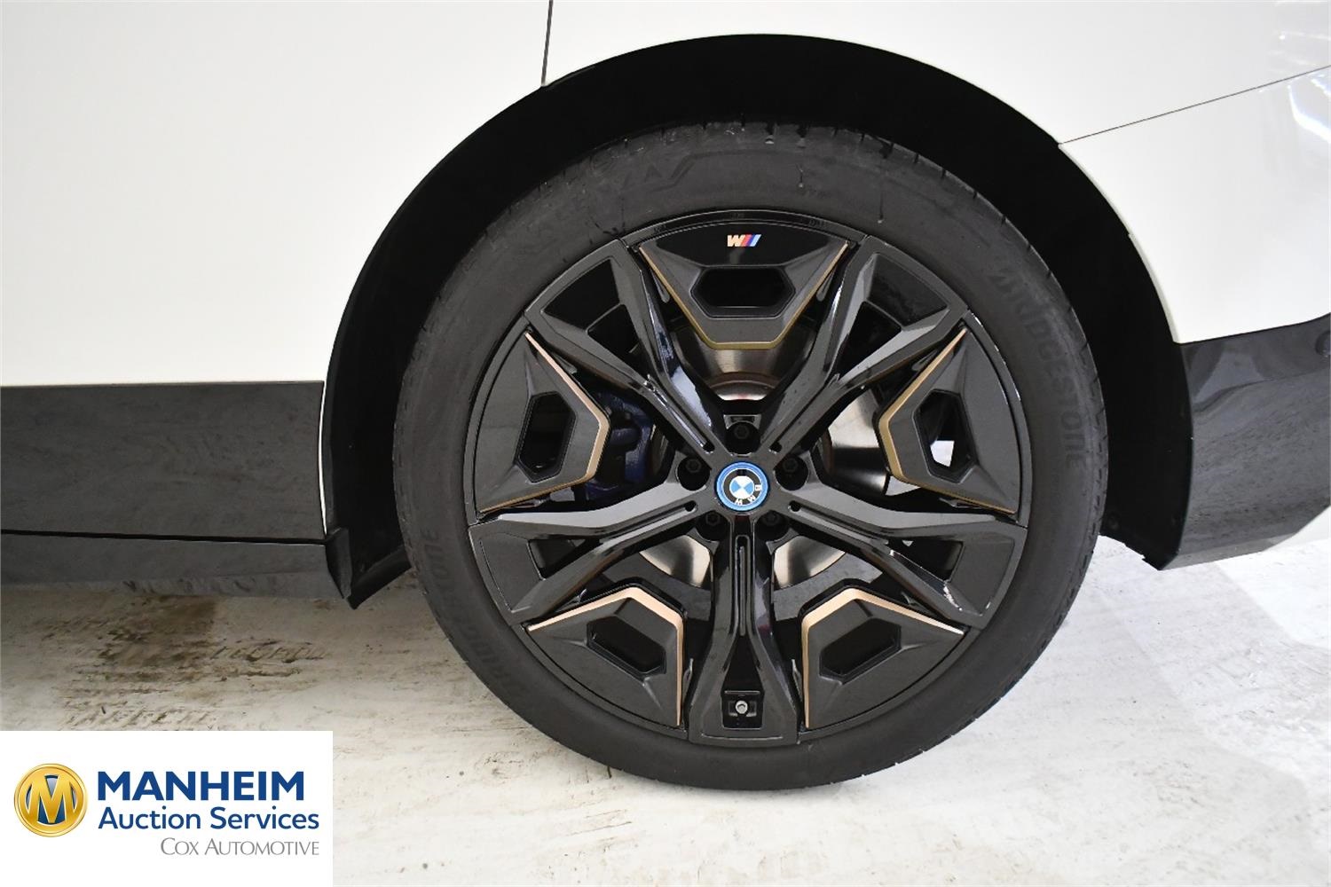 Foto BMW iX xDrive40 (I20) 31