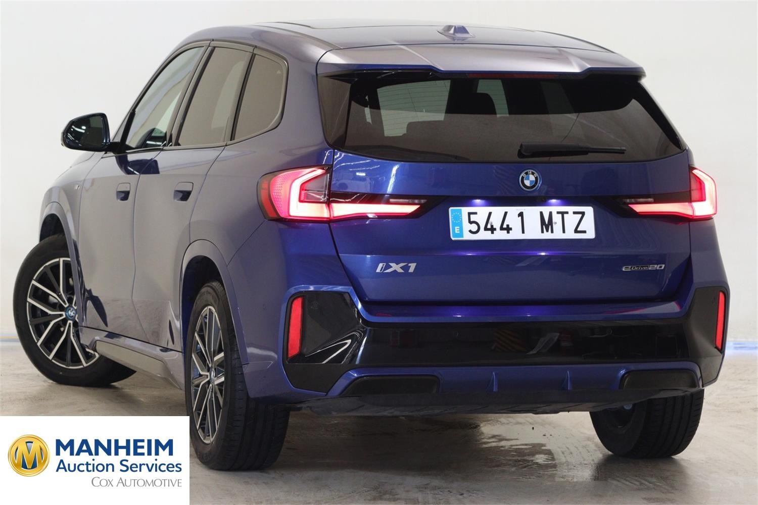 Foto BMW iX1 eDrive20 (U11) 2