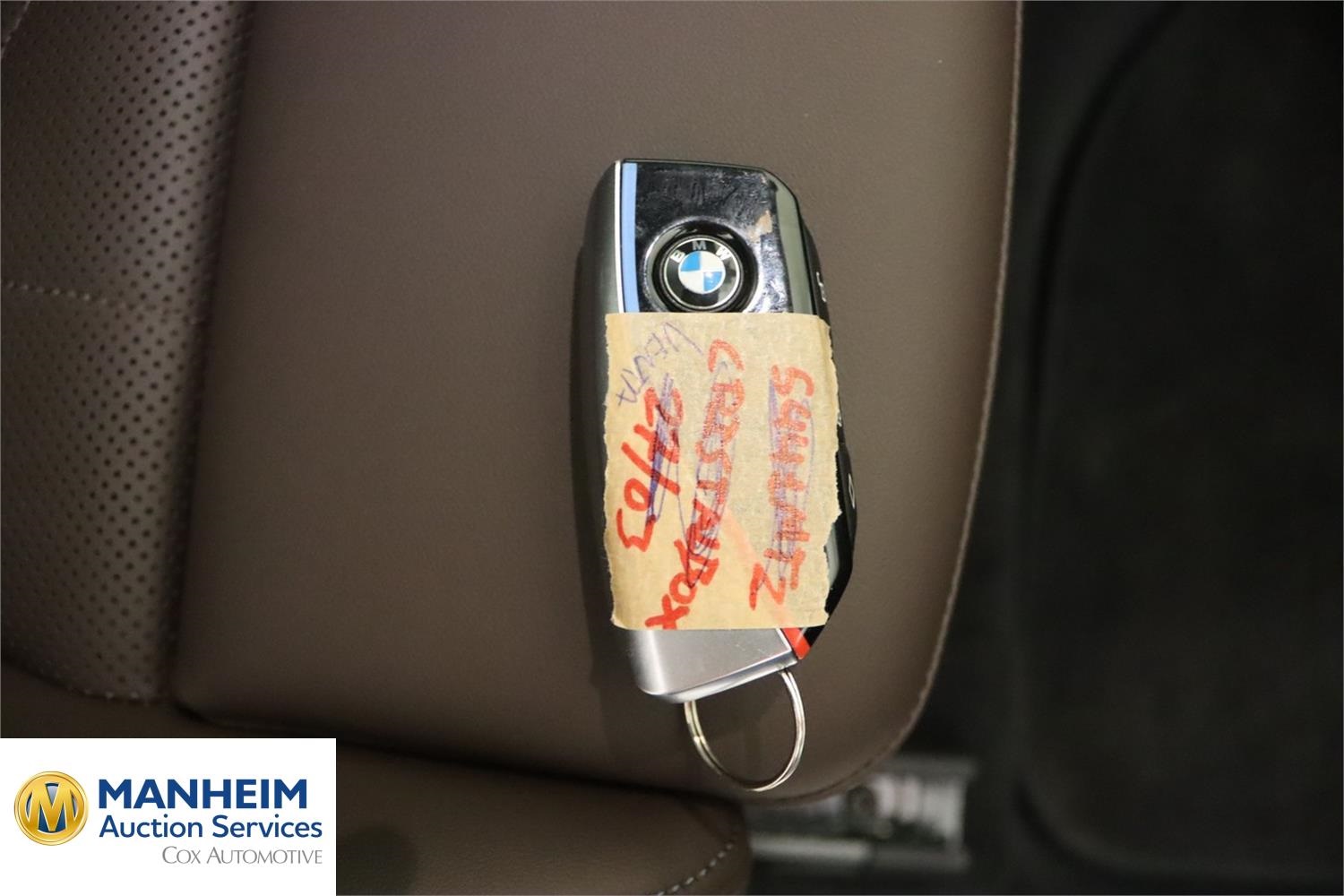 Foto BMW iX1 eDrive20 (U11) 15