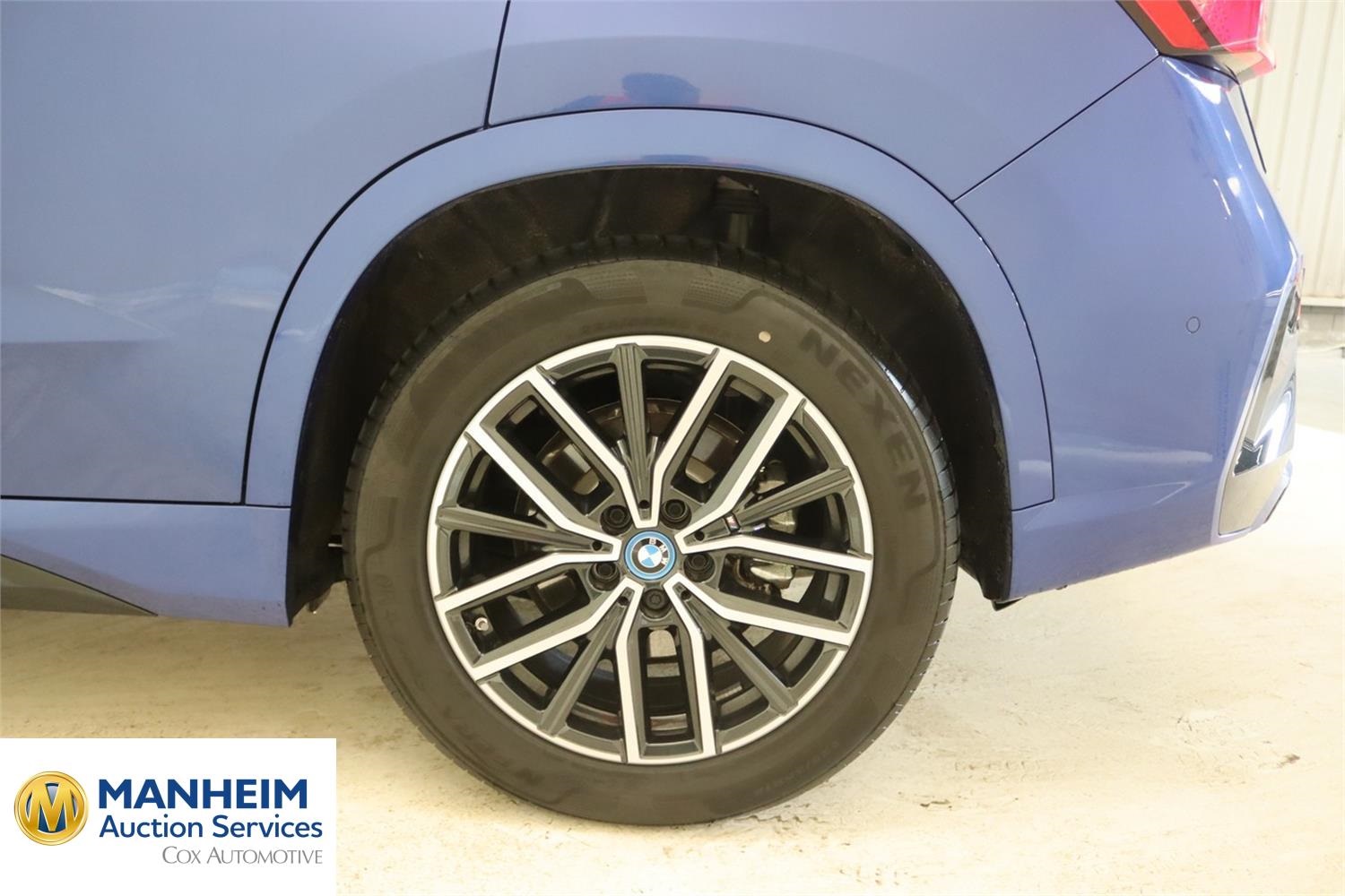 Foto BMW iX1 eDrive20 (U11) 32