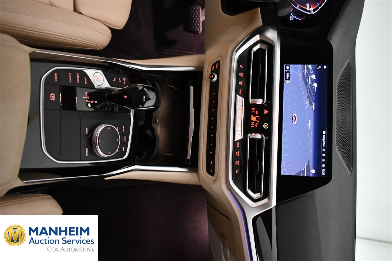 Foto KEEWAY 320d Berlina (G20) 9
