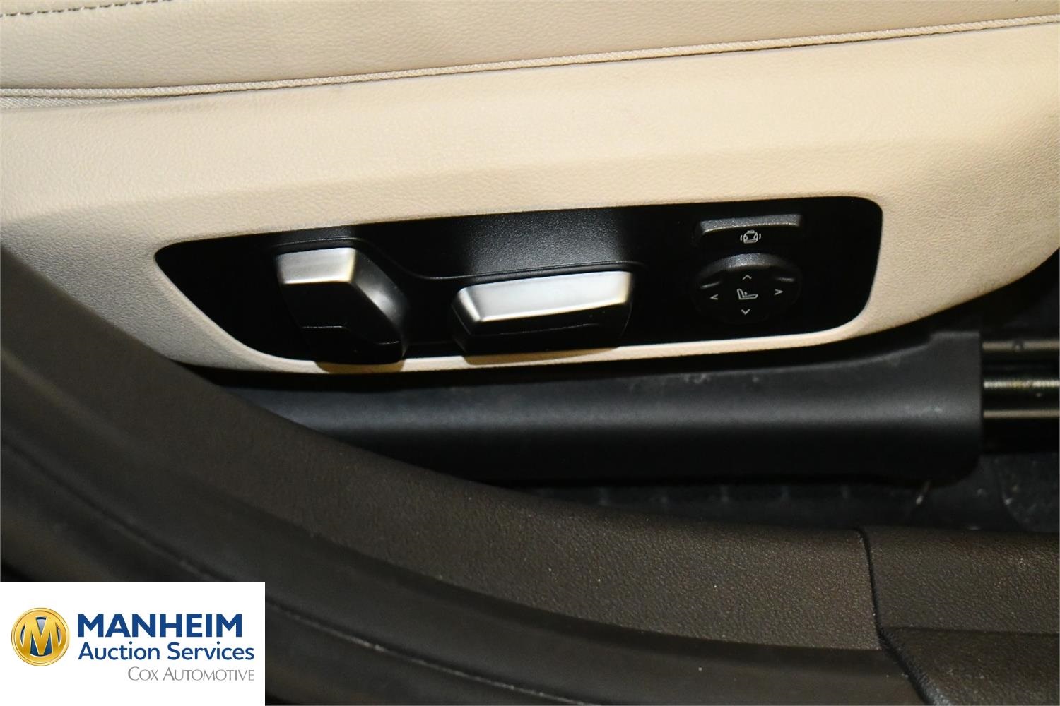Foto KEEWAY 320d Berlina (G20) 18