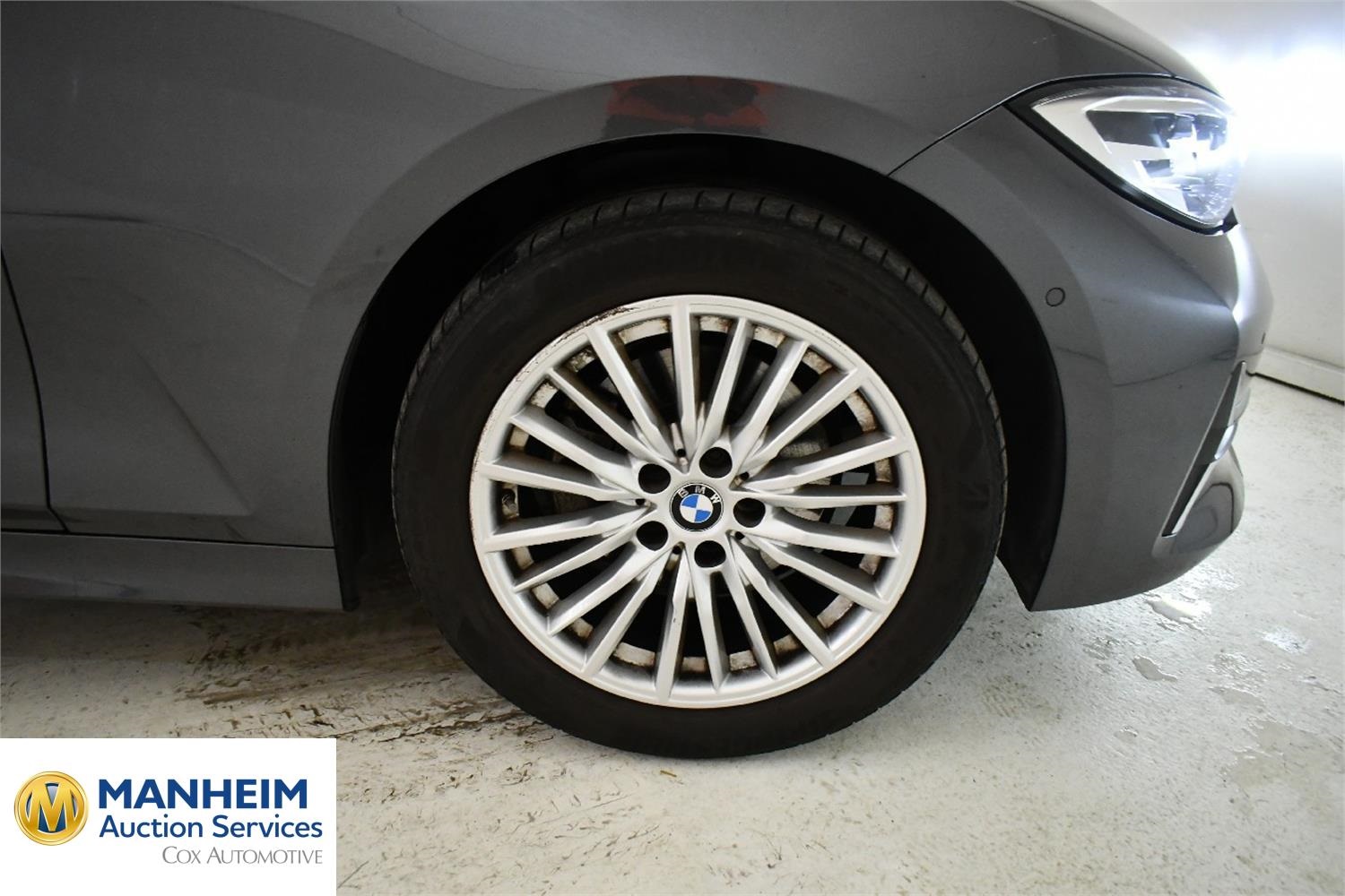 Foto KEEWAY 320d Berlina (G20) 32