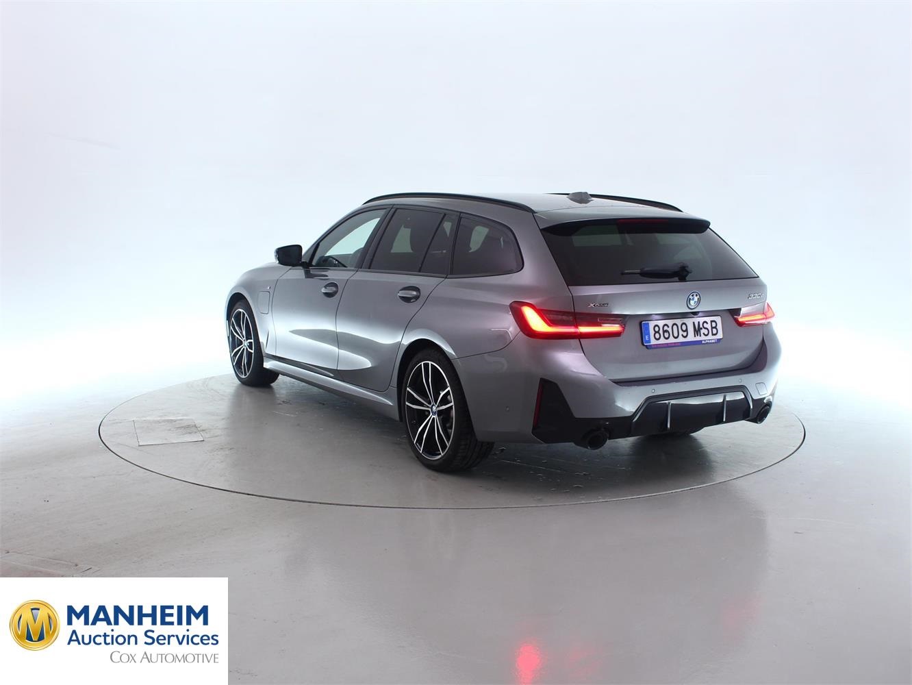 Foto BMW 330e xDrive Touring (G21) 2