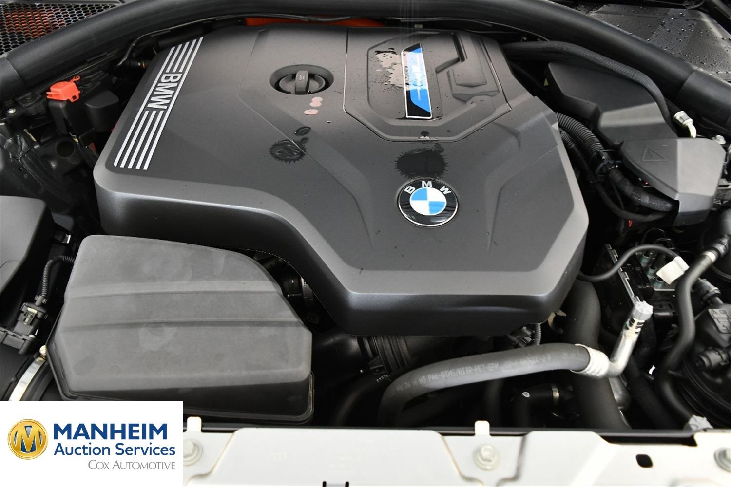 Foto BMW 330e xDrive Touring (G21) 13