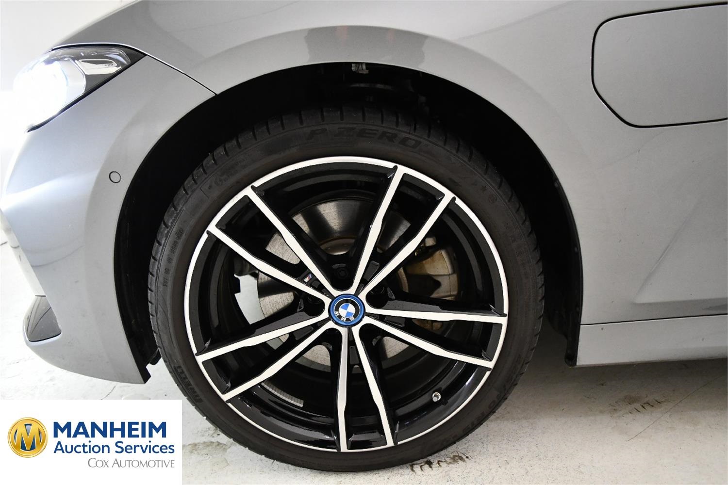 Foto BMW 330e xDrive Touring (G21) 31