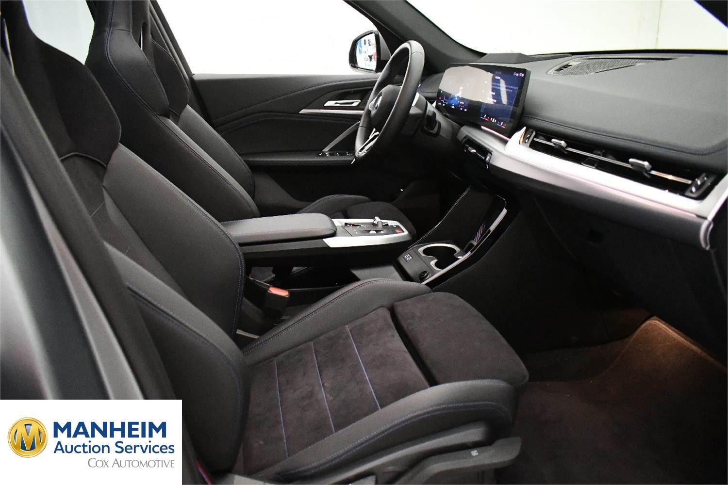 Foto BMW iX1 eDrive20 (U11) 5